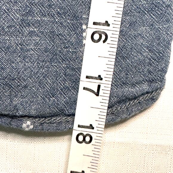 VANS Chambray Button Down Shirt Men's M Blue Embroidered Casual Hippie Skater - Picture 9 of 10